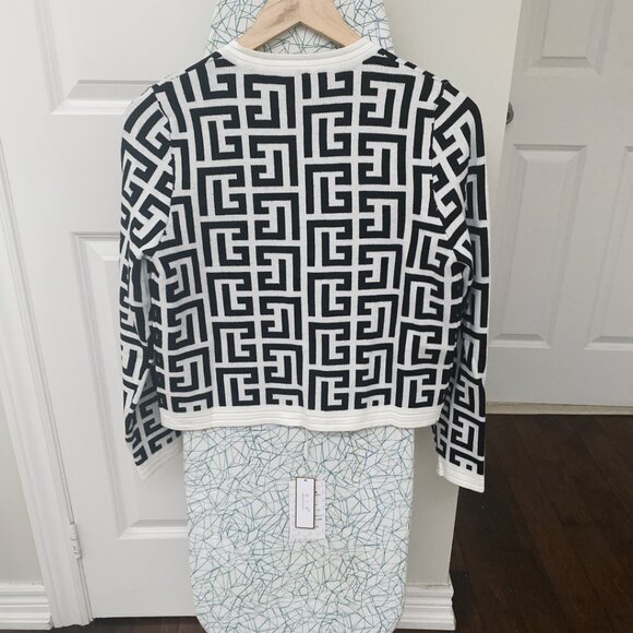 NWT Chic Black & White Geometric Knit Cardigan Sweater Jacket - Picture 5 of 7
